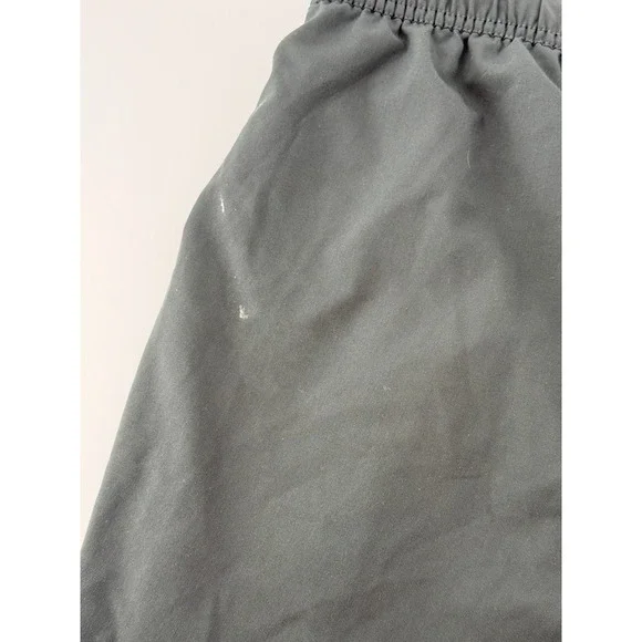 Vuori Men's Athletic Shorts Gray Drawstring Pocket Active Casual Gym - Picture 8 of 9